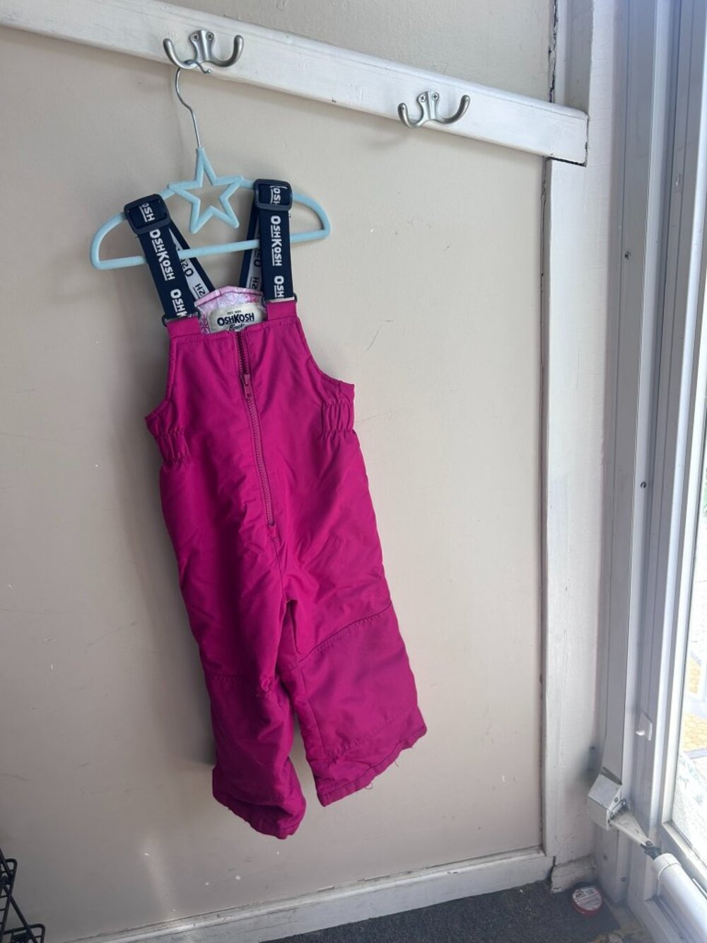 💗❄️ OshKosh Hot Pink Snowpants with Suspenders – Size 4T ❄️💗